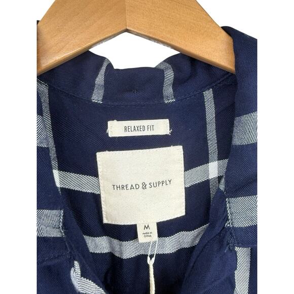 Thread & Supply Relaxed Fit Navy Blue Plaid Button Up Shirt Womens Medium New - Picture 2 of 7